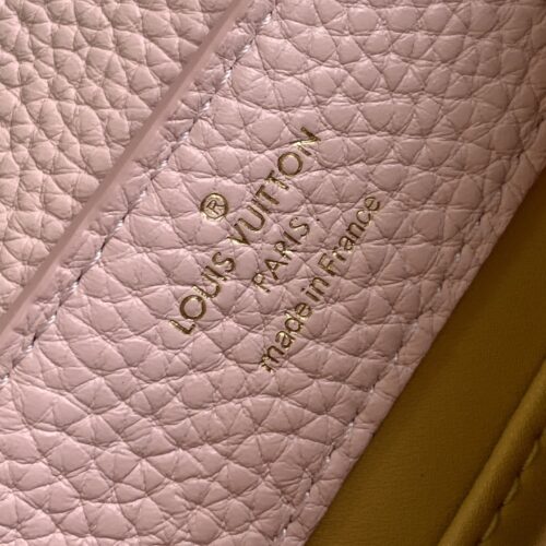 Louis Vuitton Capucines BB product photo 5
