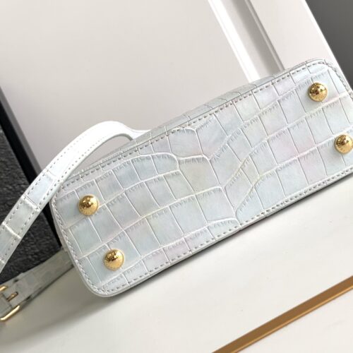 Louis Vuitton Capucines BB product photo 4