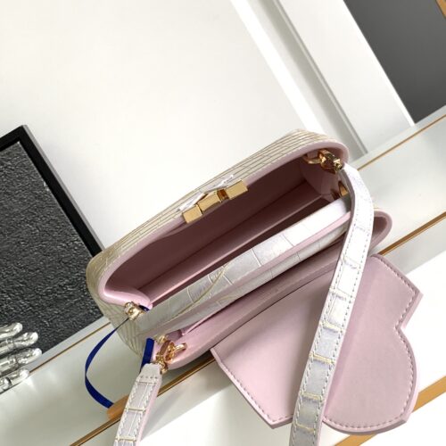 Louis Vuitton Capucines BB product photo 7
