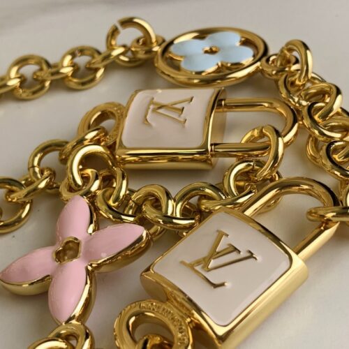 Louis Vuitton Capucines Nano product photo 7