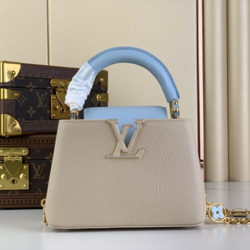 Louis Vuitton Capucines Nano product photo 1