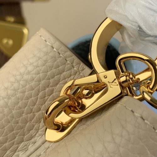 Louis Vuitton Capucines Nano product photo 5