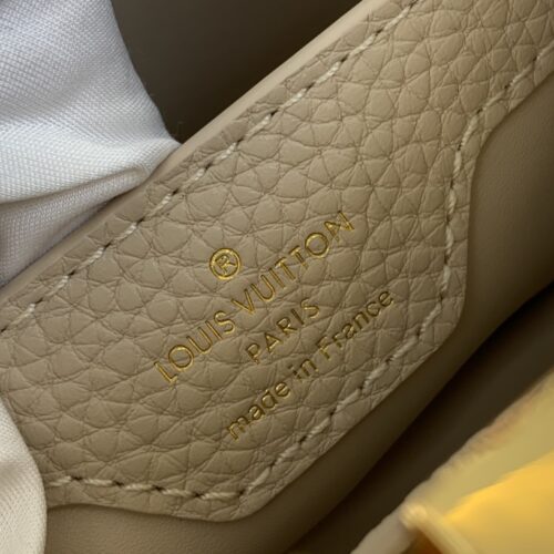 Louis Vuitton Capucines Nano product photo 9