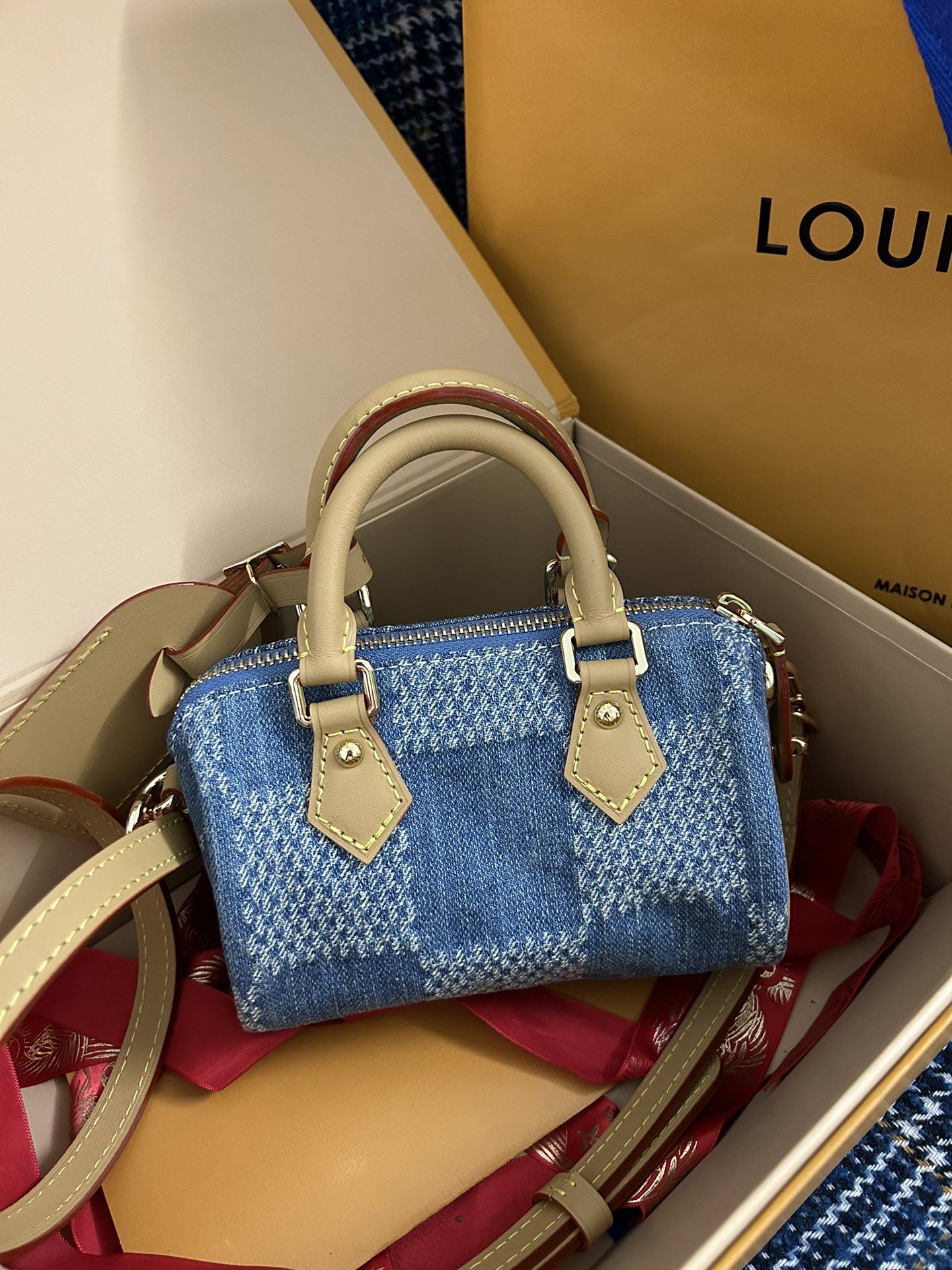 High Quality Luxury Louis Vuitton Nano Speedy product detail