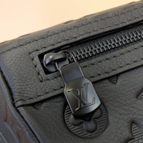 Louis Vuitton Messenger Voyager Bag product photo 7