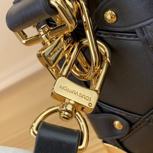 Louis Vuitton Side Trunk product photo 7