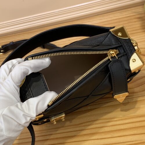 Louis Vuitton Side Trunk product photo 8