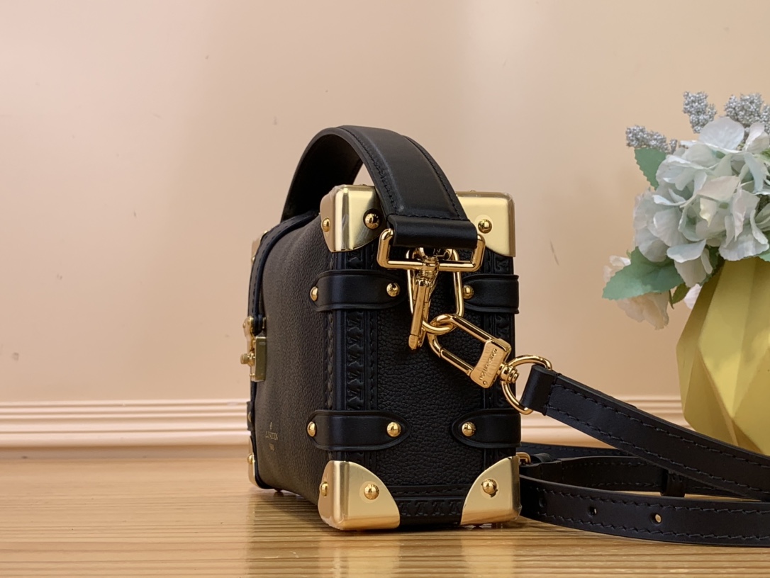 High Quality Luxury Louis Vuitton Side Trunk Small product detail