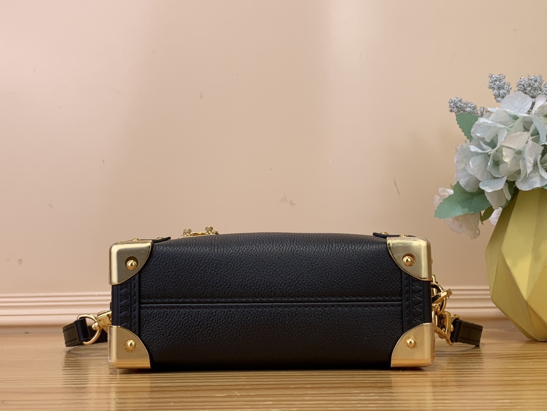 High Quality Luxury Louis Vuitton Side Trunk Small product detail