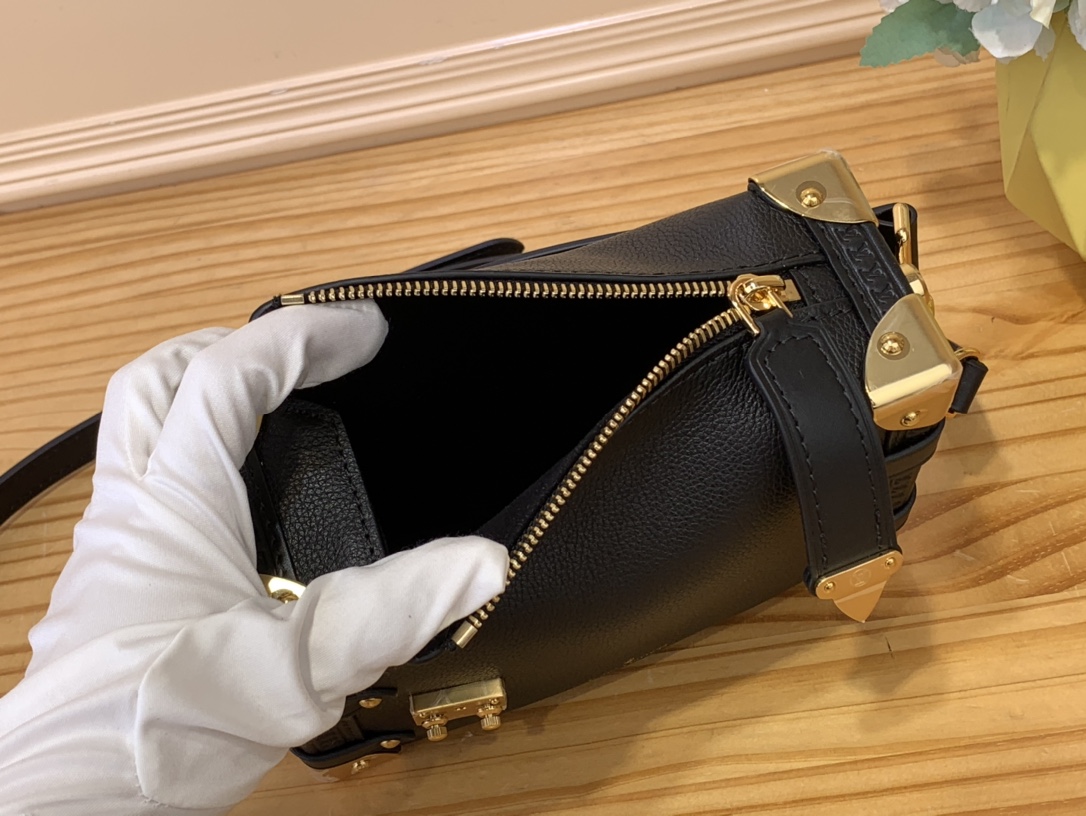 High Quality Luxury Louis Vuitton Side Trunk Small product detail