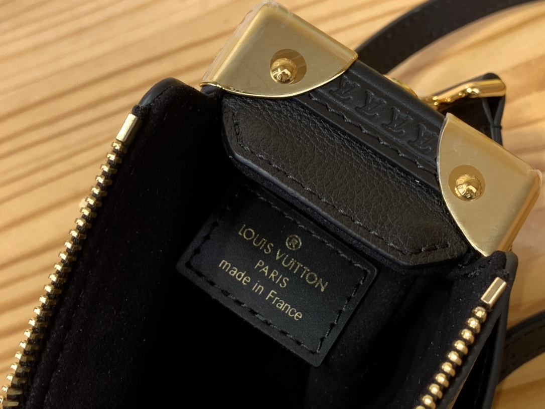 High Quality Luxury Louis Vuitton Side Trunk Small product detail