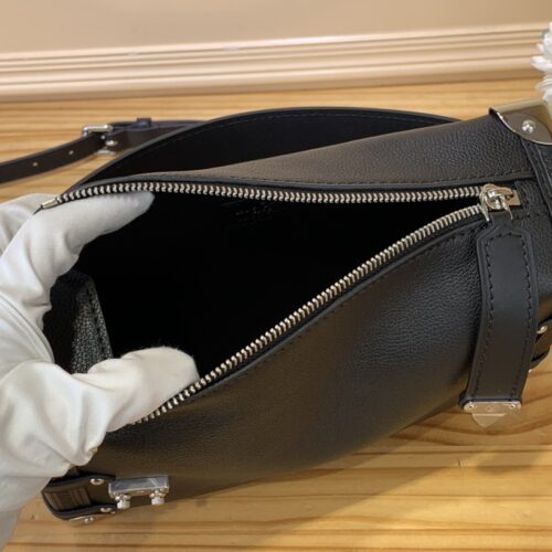 Louis Vuitton Side Trunk product photo 8
