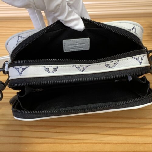 Louis Vuitton Alpha Bag product photo 8