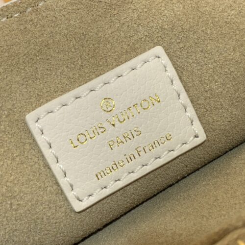 Louis Vuitton Low Key Shoulder product photo 9