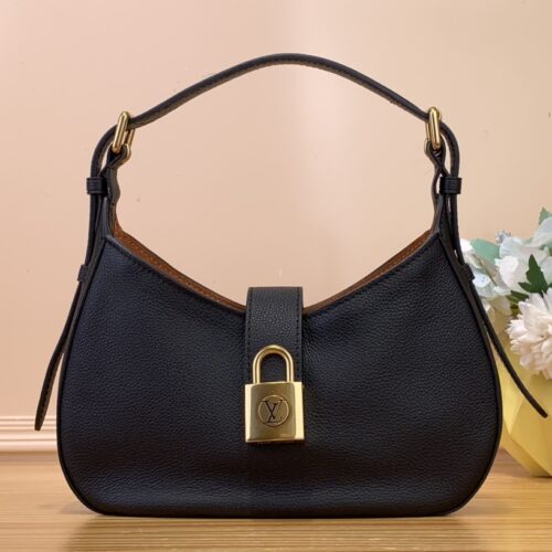 High Quality Luxury Louis Vuitton Low Key Shoulder
