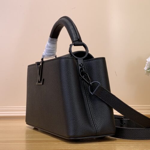 Louis Vuitton Capucines BB product photo 2