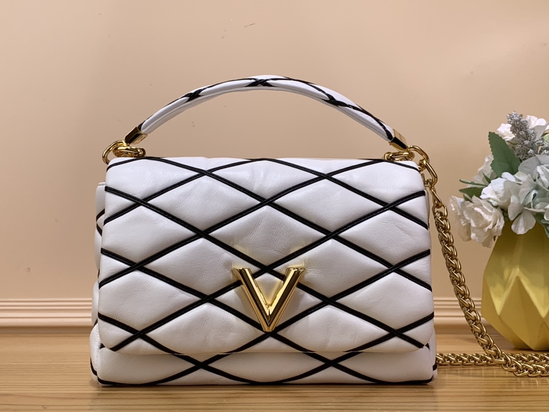 High Quality Luxury Louis Vuitton Pico Go-14 Medium – Style 43824