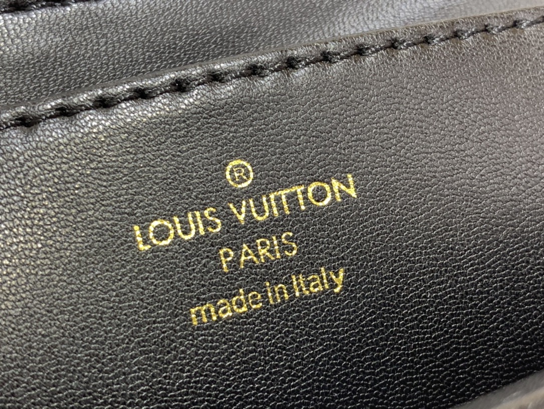 High Quality Luxury Louis Vuitton Pico Go-14 Medium – Style 43824 product detail
