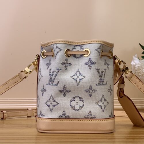 Louis Vuitton NANO NOÉ product photo 3