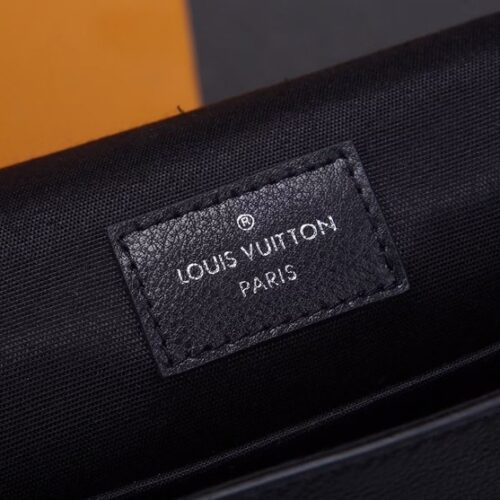 Louis Vuitton Sprinter Messenger M44729 product photo 8