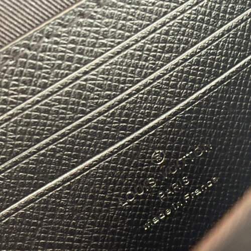 High Quality Luxury Louis Vuitton Alpha Wearable LV Wallet M81260 product detail