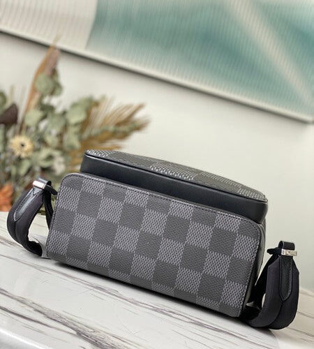 Louis Vuitton CAMPUS LV Backpack N50009 product photo 4
