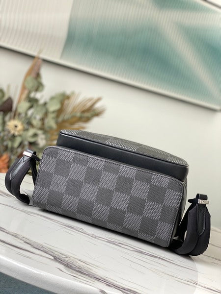 High Quality Luxury Louis Vuitton Campus LV Backpack N50009 product detail