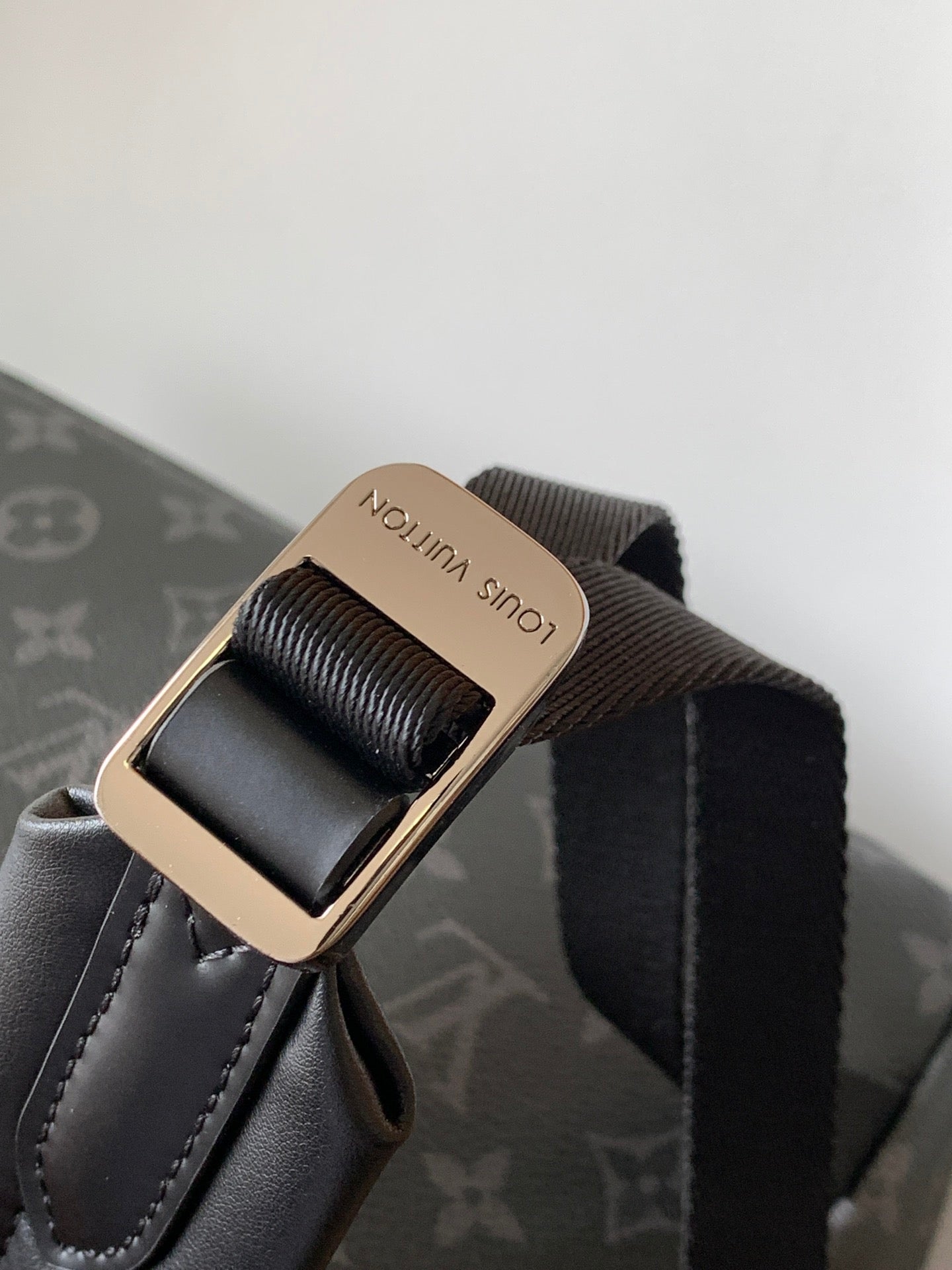 High Quality Luxury Louis Vuitton Discovery LV Backpack PM M43186 product detail