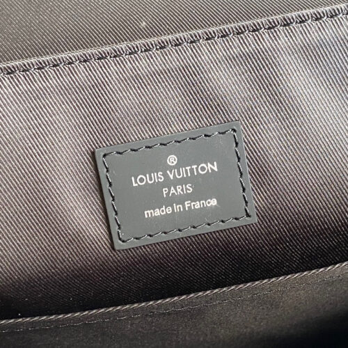 High Quality Luxury Louis Vuitton District PM LV M45272 product detail