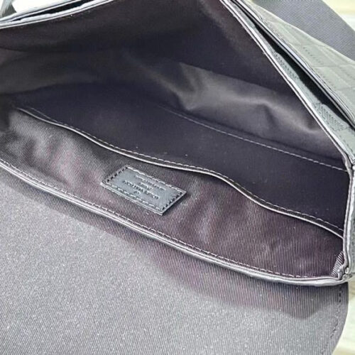 High Quality Luxury Louis Vuitton District PM LV N42711 product detail