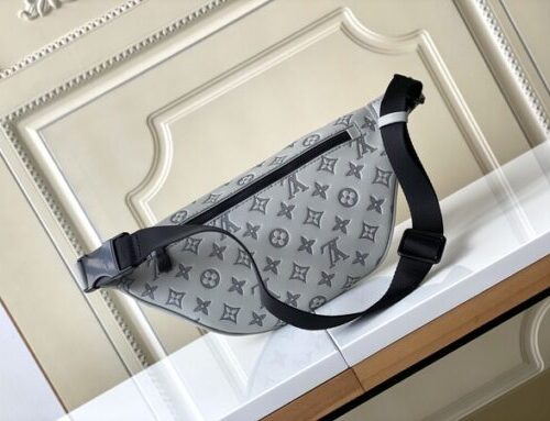 High Quality Luxury Louis Vuitton Discovery Bumbag M46108 product detail