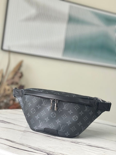 High Quality Luxury Louis Vuitton Discovery Bumbag PM M46035