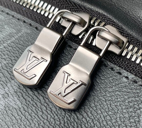 High Quality Luxury Louis Vuitton Discovery Bumbag PM M46035 product detail