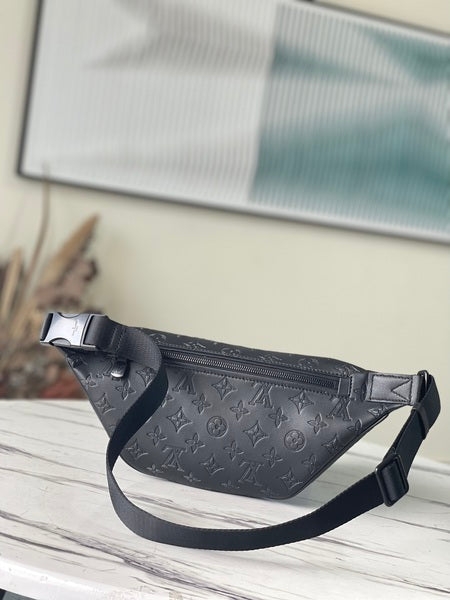 High Quality Luxury Louis Vuitton Discovery Bumbag PM M46036 product detail