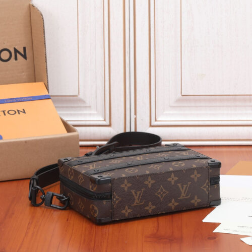 High Quality Luxury Louis Vuitton Handle Soft LV Trunk M45935 product detail