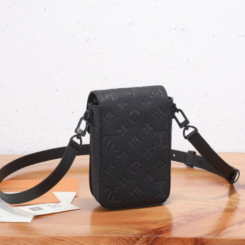 High Quality Luxury Louis Vuitton S-Lock Vertical Wearable LV Wallet M81524 product detail