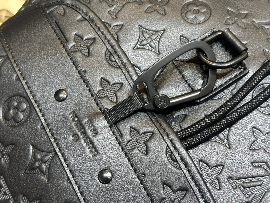 High Quality Luxury Louis Vuitton Trekking Backpack LV M43680 product detail