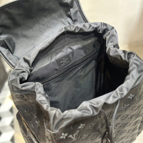 High Quality Luxury Louis Vuitton Trekking Backpack LV M43680 product detail