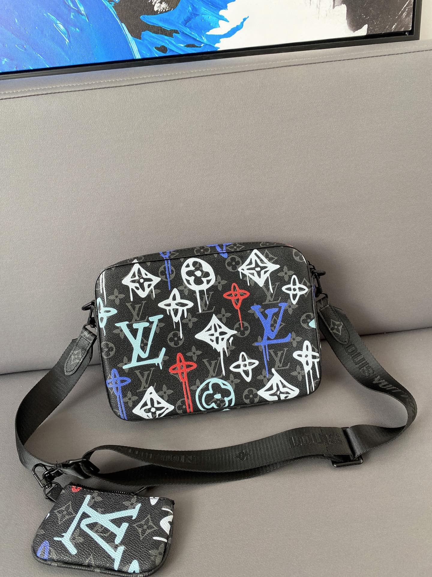 High Quality Luxury Louis Vuitton Trio Messenger M21396 product detail