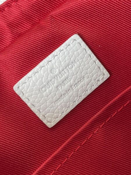High Quality Luxury Louis Vuitton Trio Messenger Bag LV M20665 product detail