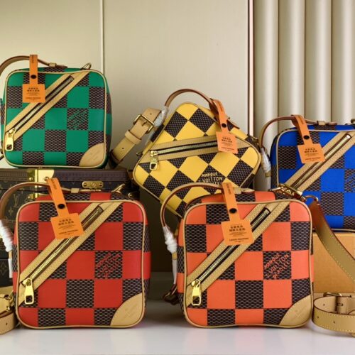 Louis Vuitton Chess Messenger N40561/N40562/N40563/N40547/N40548 product photo 1