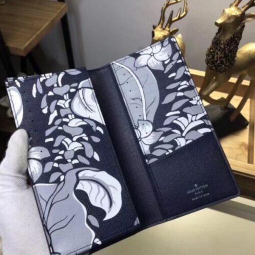 High Quality Luxury Louis Vuitton Brazza Wallet Taiga Leather M30161 Blv1074 alternate view