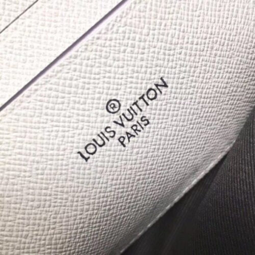 High Quality Luxury Louis Vuitton Discovery Pochette Taigarama Antarctica M30279 Blv1060 product detail