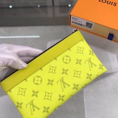 High Quality Luxury Louis Vuitton Discovery Pochette Taigarama Bahia M30281 Blv1064 product detail