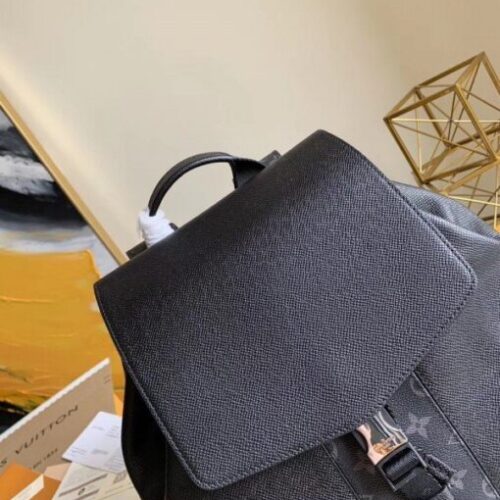 High Quality Luxury Louis Vuitton Outdoor Backpack Taigarama M30417 Blv882 alternate view