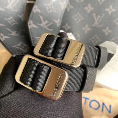 High Quality Luxury Louis Vuitton Outdoor Backpack Taigarama M30417 Blv882 product detail