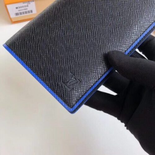 High Quality Luxury Louis Vuitton Brazza Wallet Taiga Leather M30558 Blv1083 alternate view