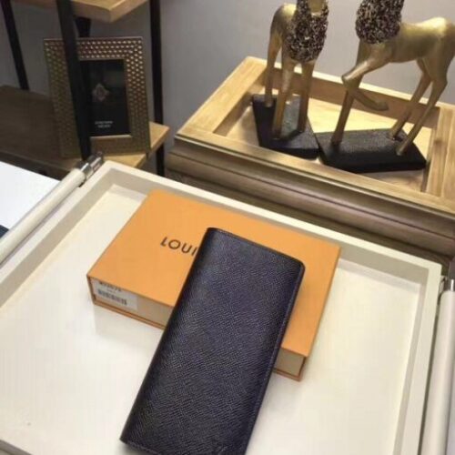 High Quality Luxury Louis Vuitton Brazza Wallet Taiga Leather M32572 Blv1079