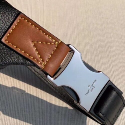 High Quality Luxury Louis Vuitton Discovery Bumbag Monogram Eclipse M45220 Blv861 product detail