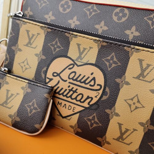 Louis Vuitton 3In1 Pochette Trio Messenger M69443 product photo 7
